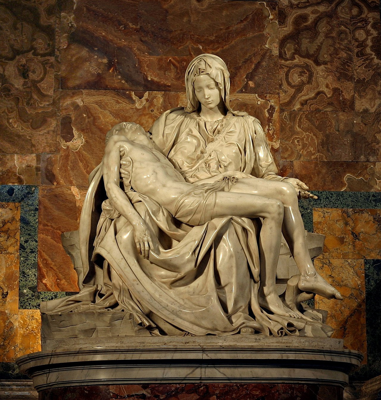 Pieta (camiseta blanca)